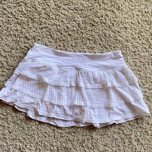 Lululemon Rare White Ruffle Skort size 2